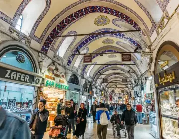 Istanbul Old City tour with famous cultural landmarks