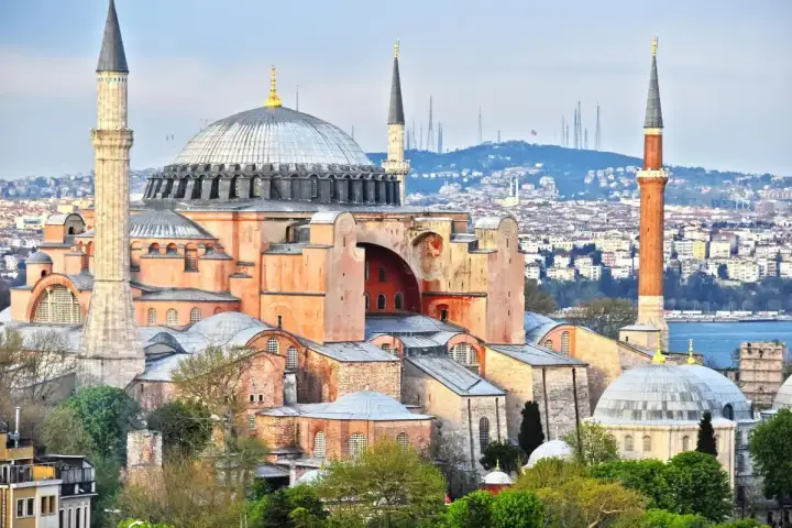 Sultanahmet heritage walk on the Istanbul Old City tour