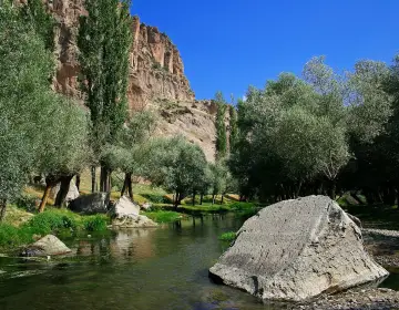 Rock cliffs and river in Ihlara Valley