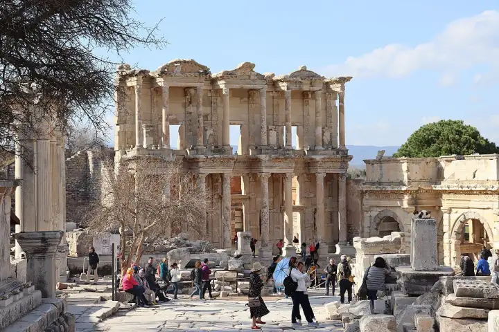 People visiting front courtyard of Celsus Library Ephesus