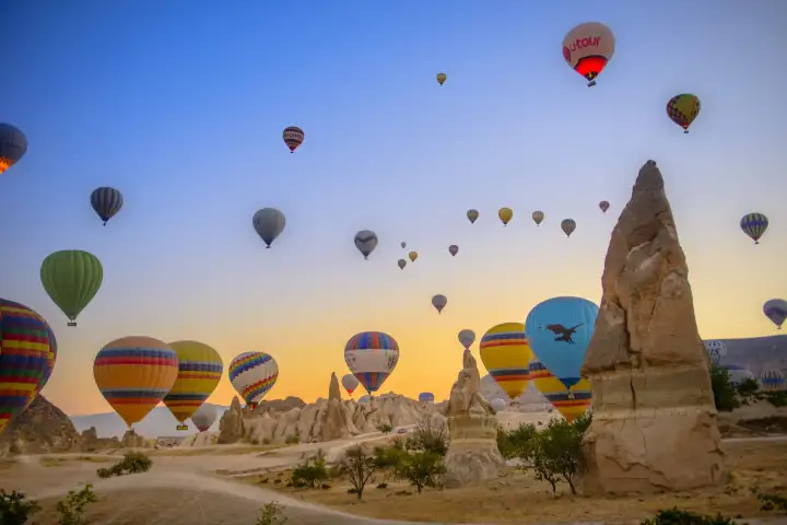 Soft light balloon flight over Goreme view