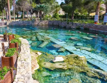 Pamukkale Hierapolis antique pool tour view